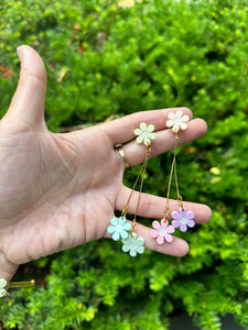 Floral rainbow daisy earrings