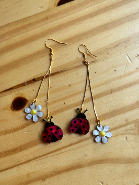 Ladybug daisy earrings