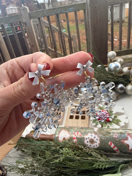 Snowflake dangles