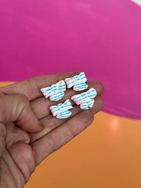Paper clay bow stud earrings