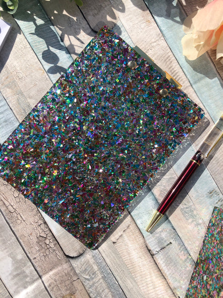 Mini glitter clipboard with notepad: pencil launch